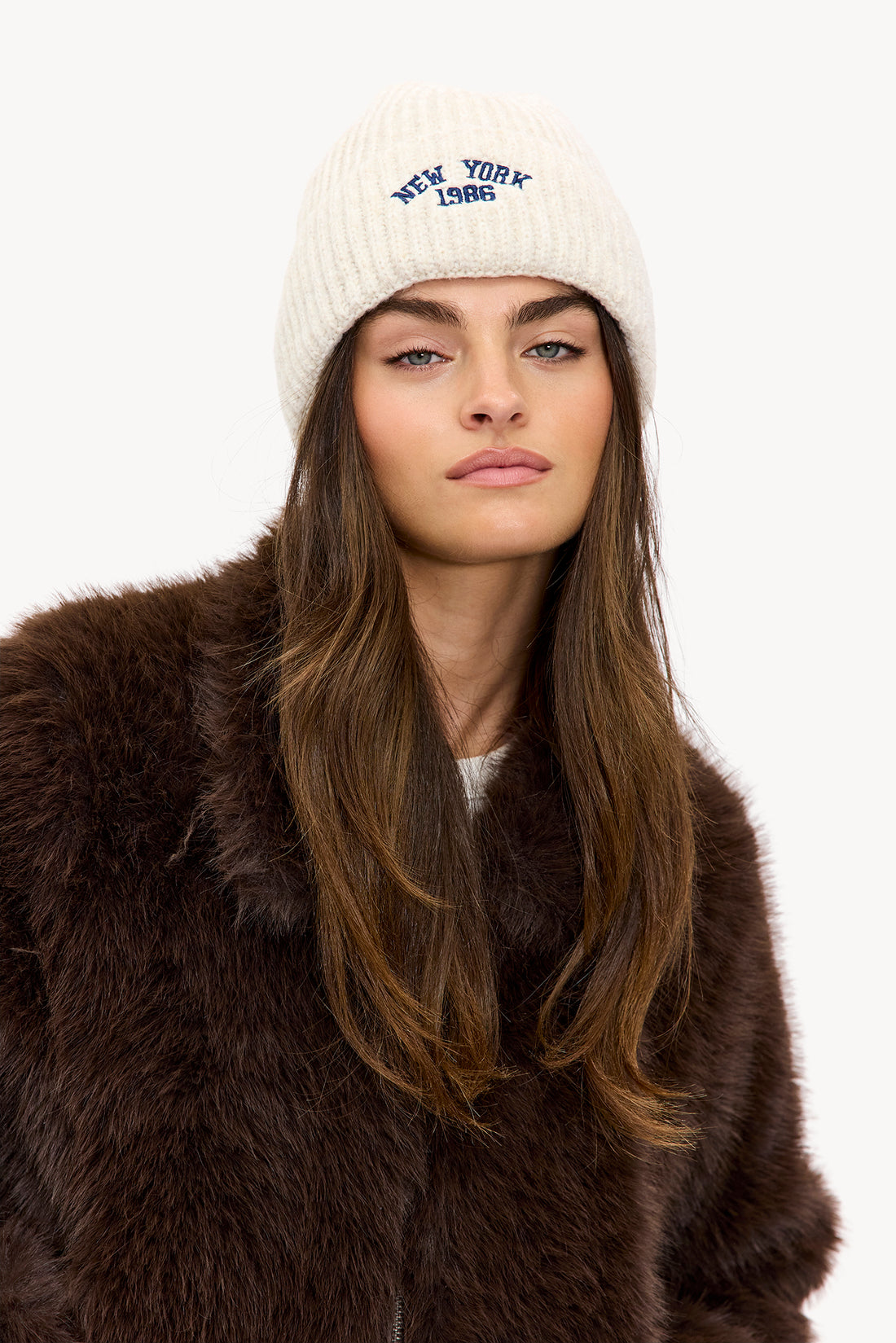 WOOLLY WONDERS - OFFWHITE