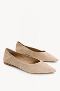 SPIRITED SEASON - SAND