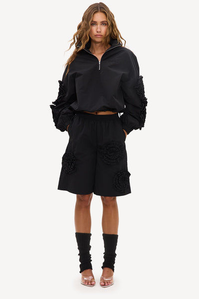 ELEGANT INDULGENCE - BLACK